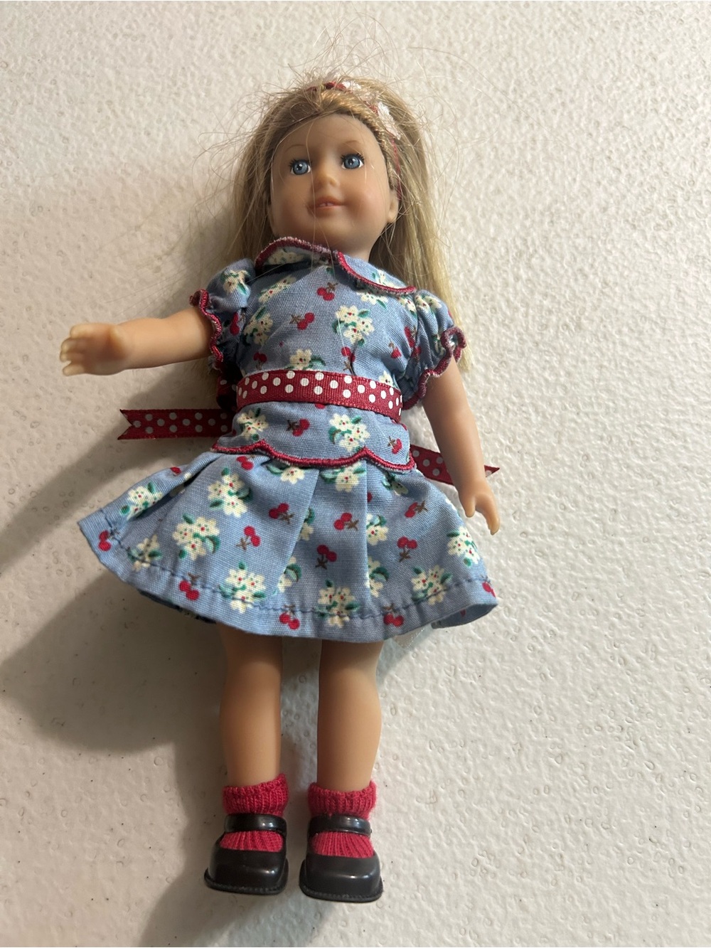 Emily American Girl Collection 6.5" Mini Doll meet original outfit